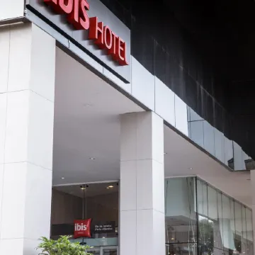 Ibis Rio Porto Atlantico Отели рядом со станцией Cinelândia - Sentido Aeroporto