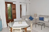 COMFORTABLE APARTMENT Hotels in Port de Pollença