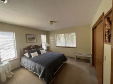 The Club House @ Pine Mountain Lake/ Yosemite 格羅夫蘭酒店