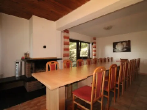 Gemütliche Ferienunterkunft für bis 14 Personen in der Vulkaneifel Hotels in Immerath