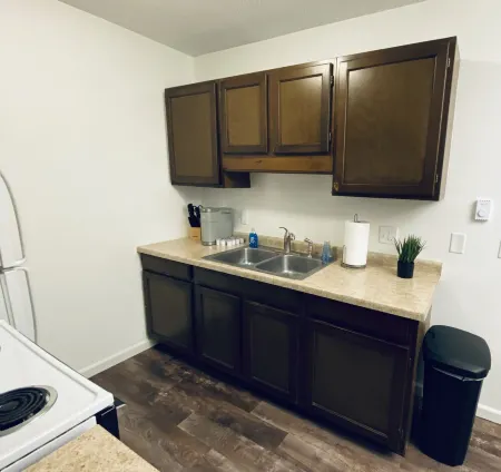 Cozy in A Small Town - 1 bedroom apartment Отели в г. Лигоньер