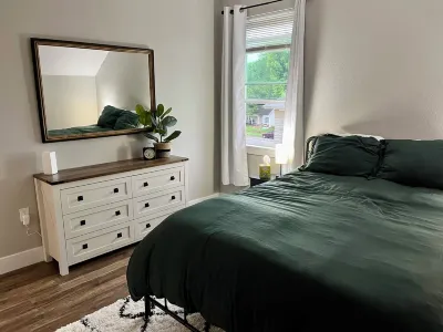 Loft apartment in historic house within walking distance of downtown. Hotels near Joplin Public Library