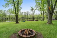 Unplug at RIVER RUN—Secluded, Waterfront, Kayaking