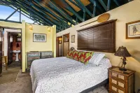 Private, ocean front home with private pool,  Amazing place!