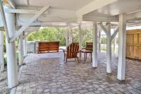 WELCOME TO  A PARADISE GETAWAY IN WEEKI WACHEE FLORIDA Weeki Wachee Spring附近的飯店