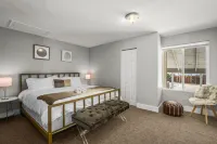 Modern 3 bed/2 Bath Home In Midtown Sleeps 7