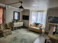 Unwind at the Lotus house Opal suite. Hotels in Lansing