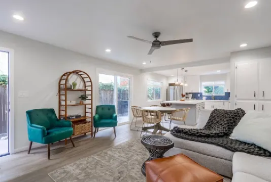 Luxe Three Bedroom Beach House with Private Patio