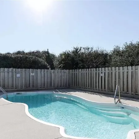 Corolla Sunset: Semi-Oceanfront and the Cleanest Home on the Beach!