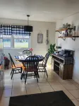 King bedroom, sleeps 6