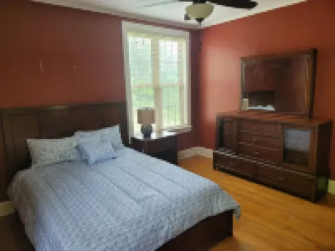 4. Spacious historic home in Lake Guntersville