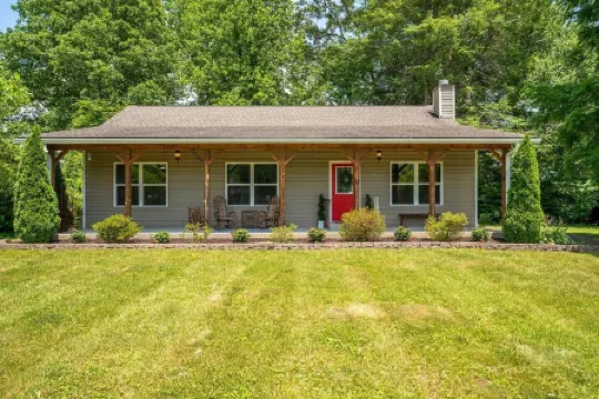 Mountain Lux Escape - 5 Mins to Downtown Brevard & Pisgah National Forest