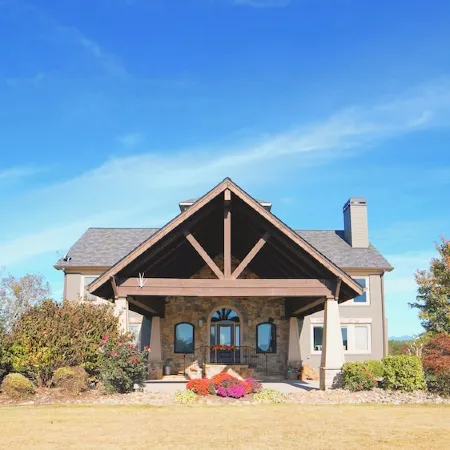 Luxe 38-Acre Homestead Near Gainesville: 5BR/7BA, 2 Kitchens, Animals & More!