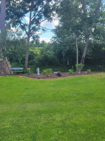 Charming apartment with WiFi in the heart of the Finger Lakes