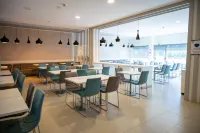 Park Hotel Porto Aeroporto Hotels in Moreira