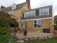 Durham, 3 bedroom Cottage in village location near Durham city,  pet friendly Hotels in 