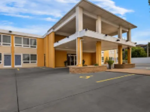 Best Western Lees Motor Inn Hoteles en Chamberlain