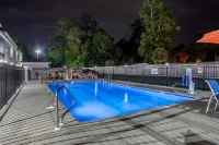 Best Western Brewton Inn - Swimmingpools