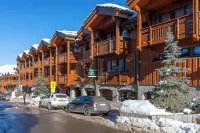 Résidence les Chalets du Forum - Courchevel 1850 Hotels in Pralognan-la-Vanoise