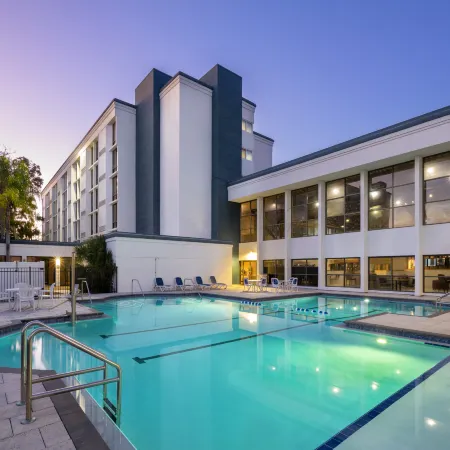 Crowne Plaza JACKSONVILLE AIRPORT/I-95N by IHG