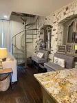 Charming 2 bedroom condo in the heart of beautiful Natchez, MS.