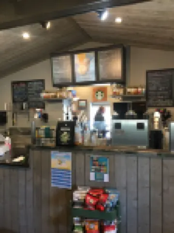 Sidell's Sturgeon River Log Cabin - Bonfire Pit, WiFi, Biking Trails, Rafting