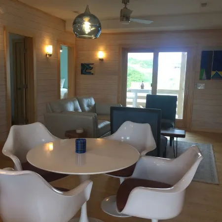 Superb apartment by the sea