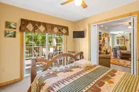 All-in-One - Game Room, Golf Simulator, Hot Tub, BBQ, EV Charger in Jim Thorpe!