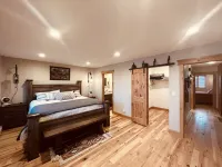 Golf | Views | Close to YNP - Two Top Vista Hotels near Pinecone Playhouse at Mack's Inn Resort