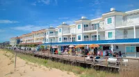 Coastal Crush -50 Steps to Private Beach! Roof Deck Lounge with Ocean Views!