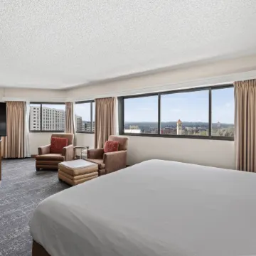 DoubleTree by Hilton Spokane-City Center
