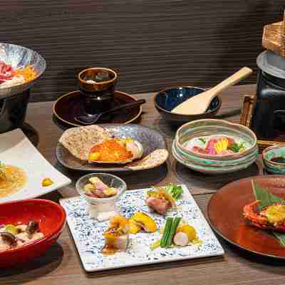 京ごはんと露天風呂の宿 ゆのはな月や Dining/Meeting Rooms