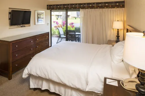 Beautiful Two Bedroom Condo w/ all the amenities!