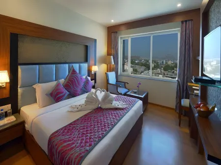 Hotel Shri Ram Empire Отели рядом с достопримечательностью «Мерангар Форт»