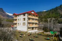 Snow Range Resort and Cottage Hotels in Palchan