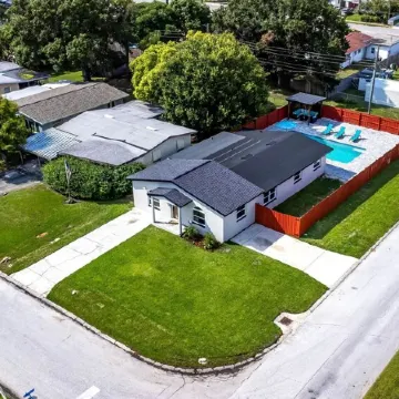 5Br Spring Break - Saltwater Pool & Patio! Near Beaches & Downtown St. Pete