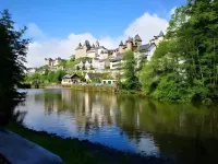 Résidence Le11B Hotels in Uzerche