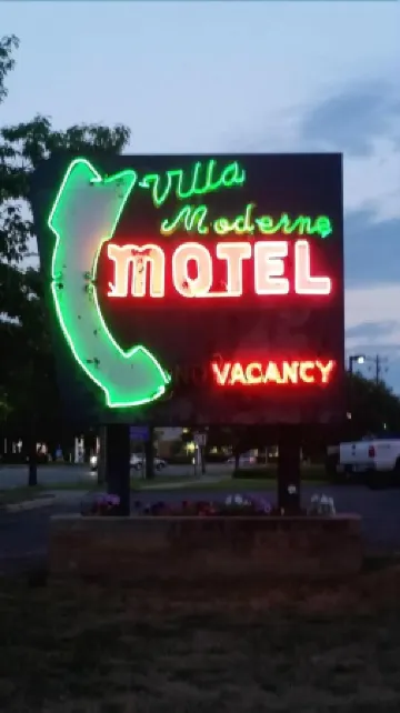 Villa Moderne Motel