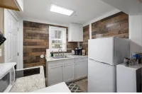 C3 Wally's by the Landing & Convention Center