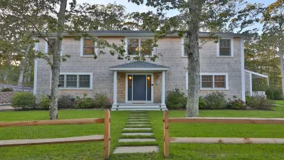 Modern, Luxury 5-Bed, 4.5-Bath w/Full Basement! Now Booking for 2026! Hotels near YMCA of Martha's Vineyard