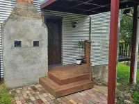 Hazy Hill Estate, a renovated Miners Cottage, surrounded by nature Hotels in Yea