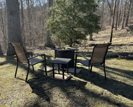 Newly remodeled apartment in a serene setting! Hotels in Plateau