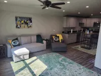 NFL Draft - 2-bedroom condo in Kaukauna with 20Min from Lambeau Field