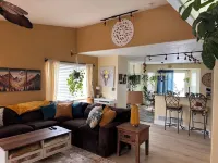 Charming 3-bedroom 2-full bathroom house in serene Littleton