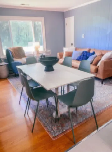 Newly updated 3 bedroom cottage with Solo Stove fire pit