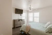 Cozy 2-bedroom condo in welcoming Pismo Beach with WiFi Hotels near Pismo Beach Pier