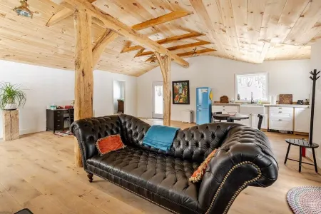 Nature lover's cabin on over 60 acres.