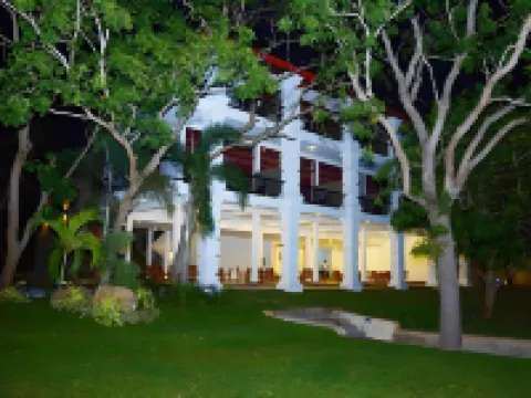 Diya Dahara Lake Resort Hotels in 