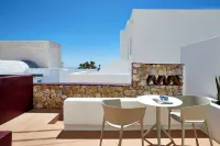 Domus Hestia Suites - Mountain view
