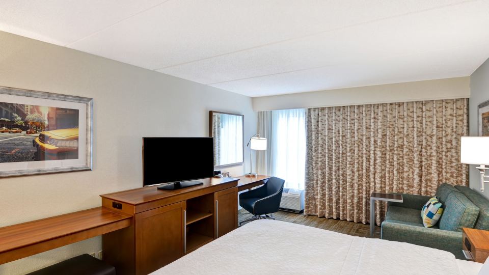 Hampton Inn Albany-Wolf Road (Airport)